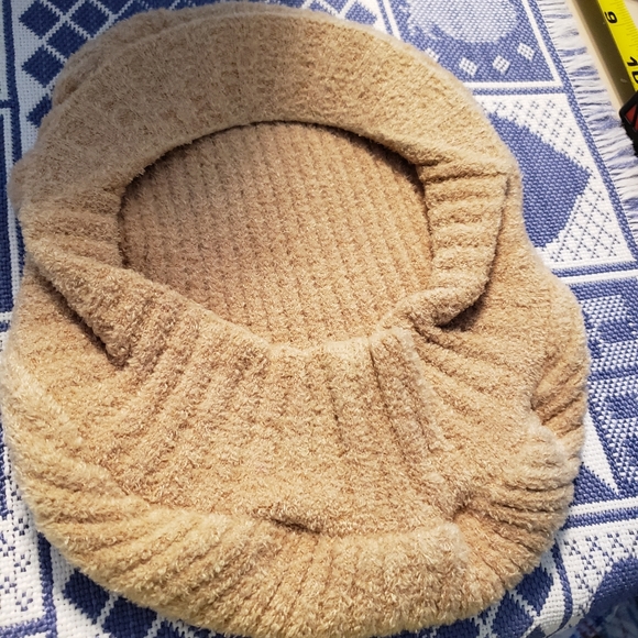 Men's R Ladies hat - Picture 10 of 12